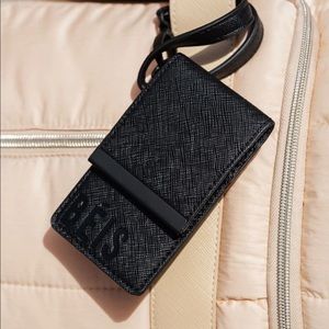 Beis ID Wristlet in Black